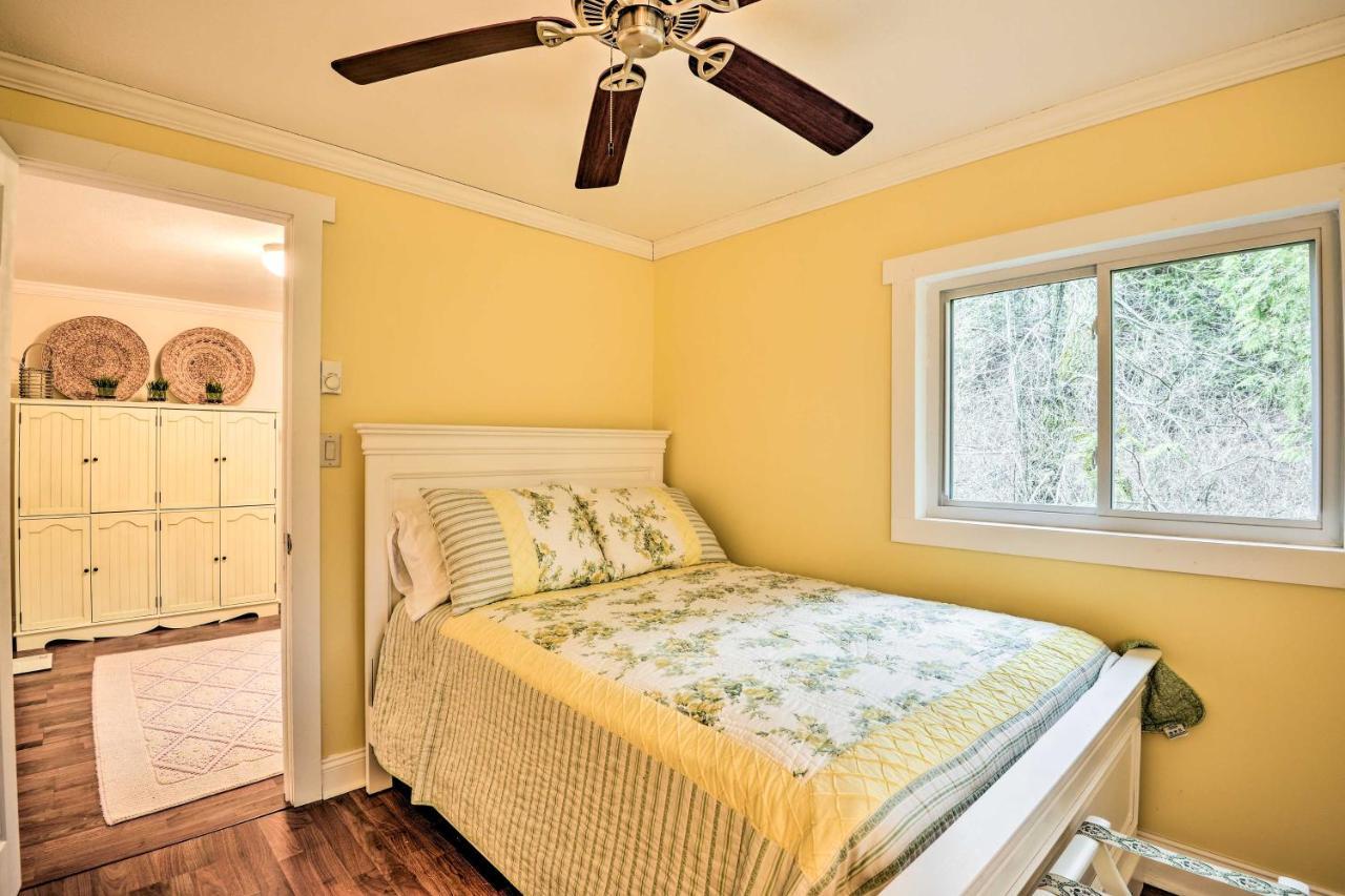 Waterfront Cottage On Sawmill Bay With Deck! クレイトン エクステリア 写真